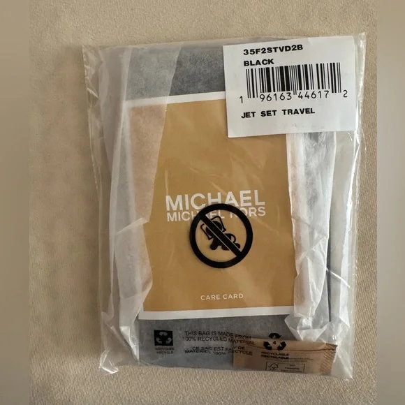 ✨NWT✨Michael Kors Jet Set Black Card Case - Picture 3 of 9